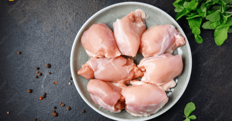 Protein in Boneless Chicken Per 100g - Nutrition Guide